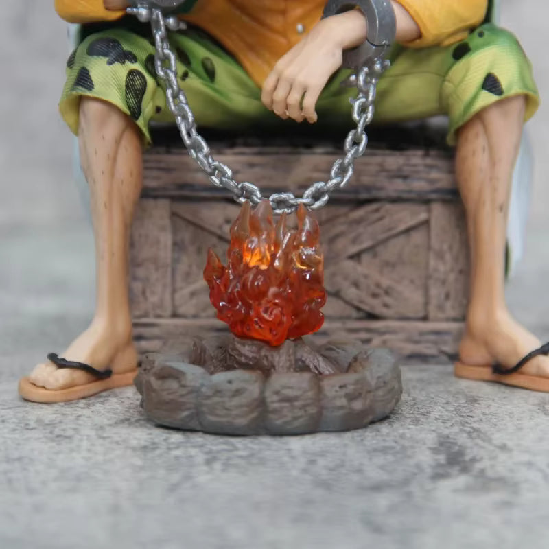 Figurine One Piece - Silvers Rayleigh au Feu de Camp LED 15cm