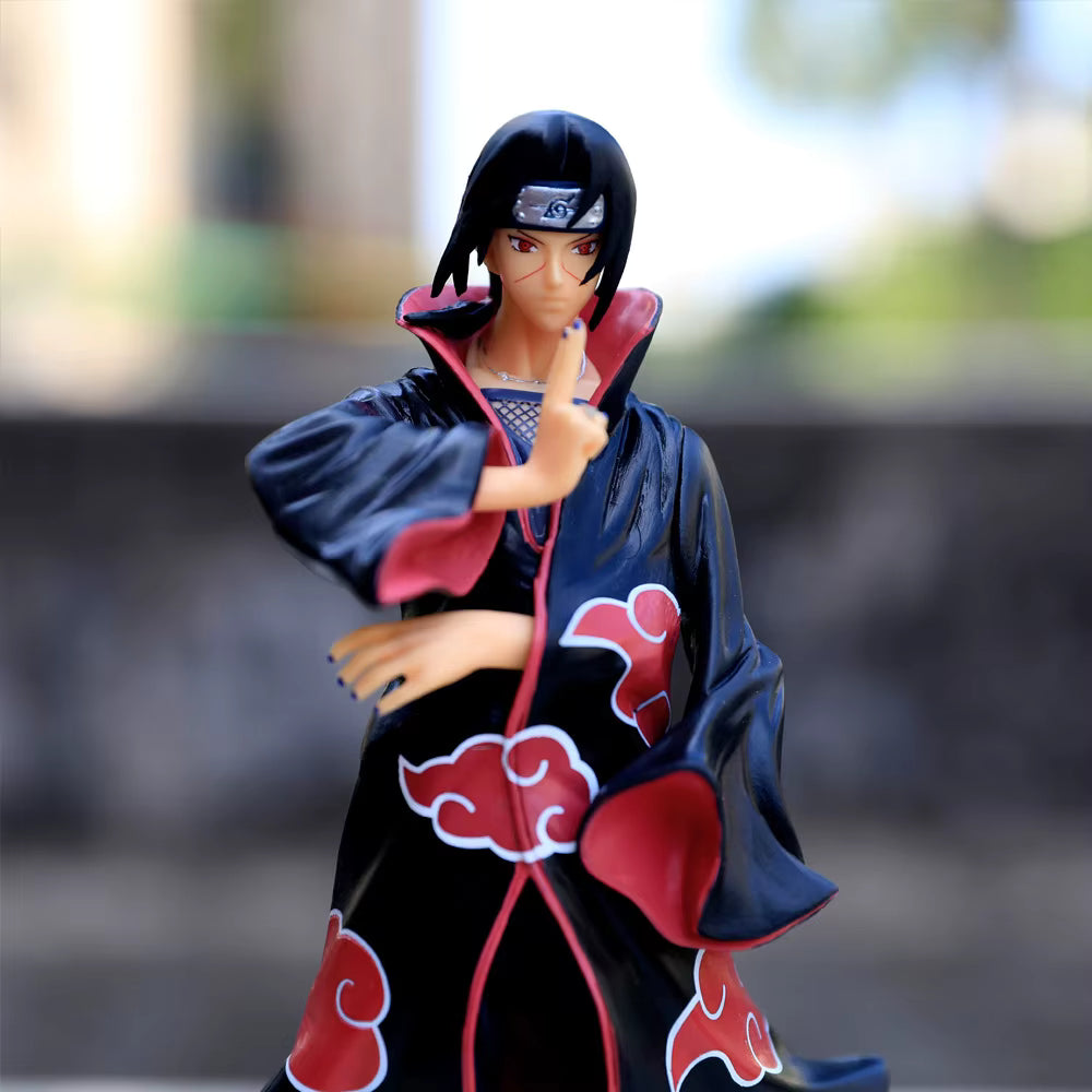 Figurine Itachi 23 cm avec Sharingan – Naruto