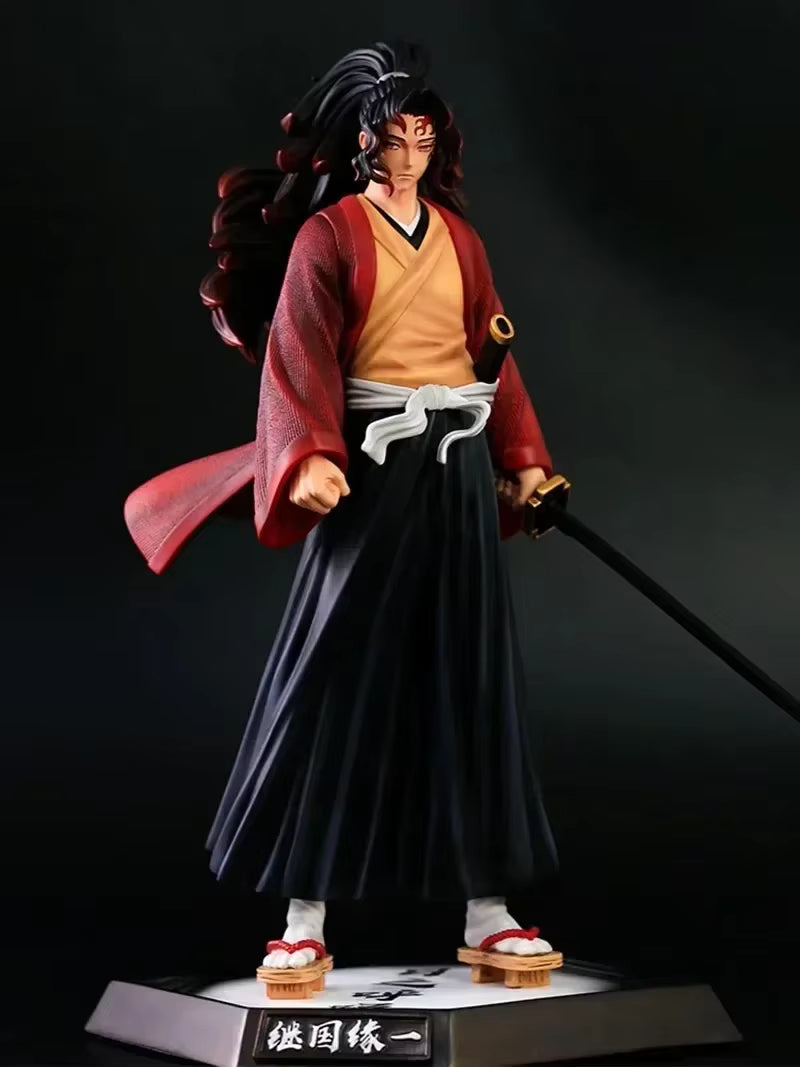 Figurine Tsugikuni Yoriichi 30 cm – Premium Demon Slayer