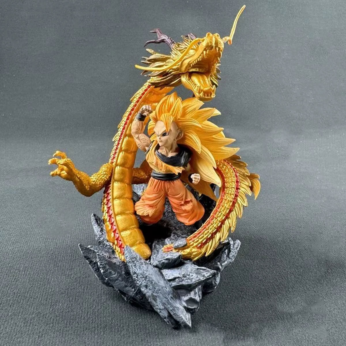 Son Goku Super Saiyan 3 (Version Q)