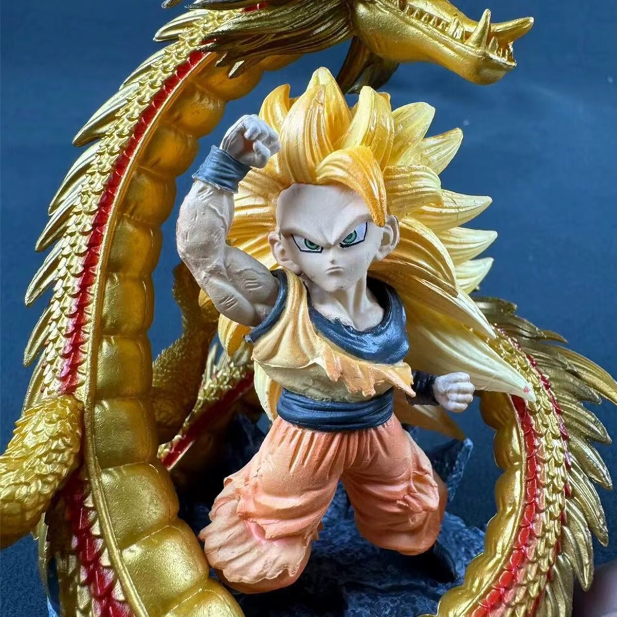 Son Goku Super Saiyan 3 (Version Q)