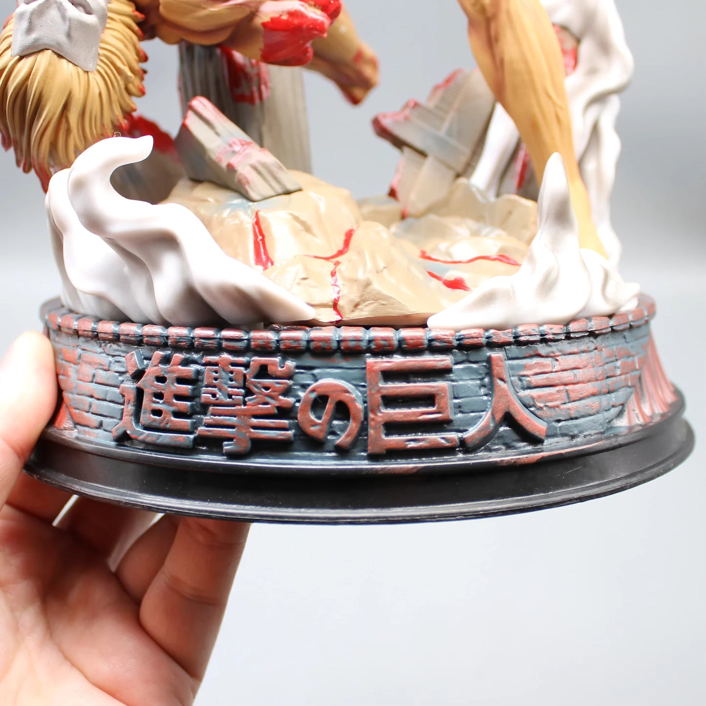 Figurine Eren Titan – Édition Premium 29 cm