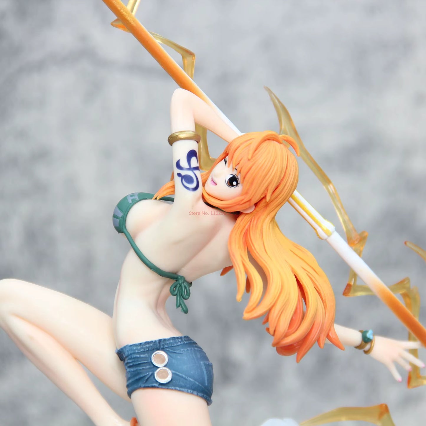 Figurine Nami 32 cm – One Piece